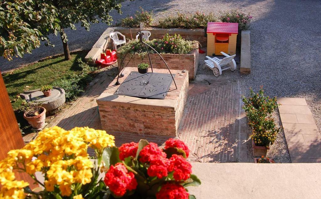 Agriturismo Le Querce Палая Екстериор снимка